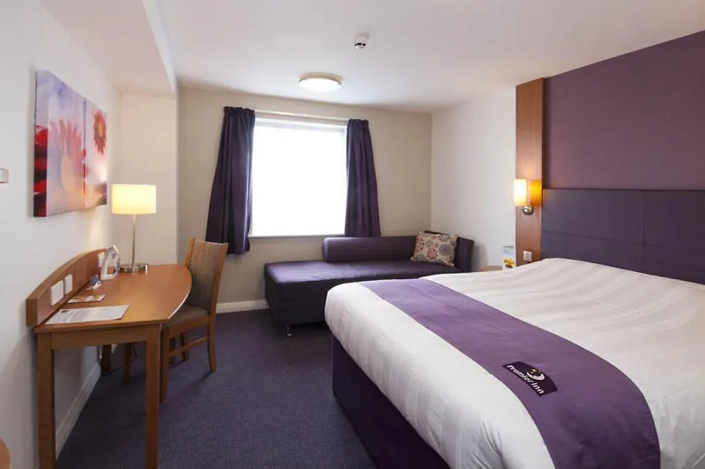 Premier Inn Manchester Handforth 3*,  United Kingdom