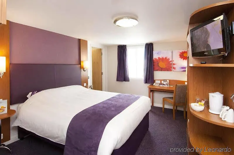 Premier Inn Manchester Handforth